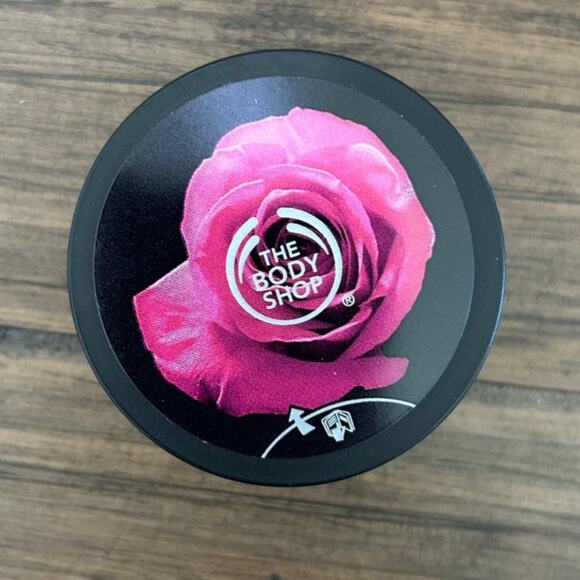 The Body Shop British Rose TRAVEL SET Hand Cream Body Scrub Shower Gel NLA HTF - Picture 10 of 10